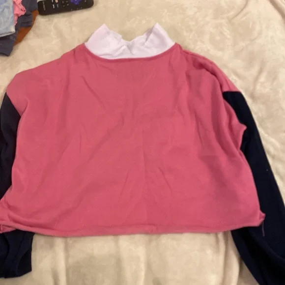 Large pullover - Picture 2 of 2